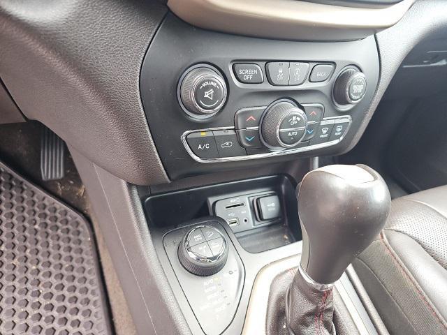 used 2015 Jeep Cherokee car, priced at $14,927