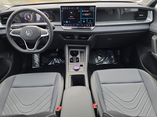 new 2025 Volkswagen Tiguan car, priced at $34,125