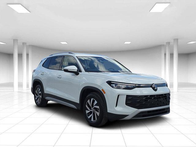 new 2025 Volkswagen Tiguan car, priced at $30,920