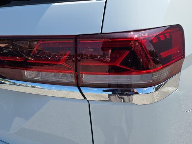 new 2025 Volkswagen Atlas car, priced at $40,436