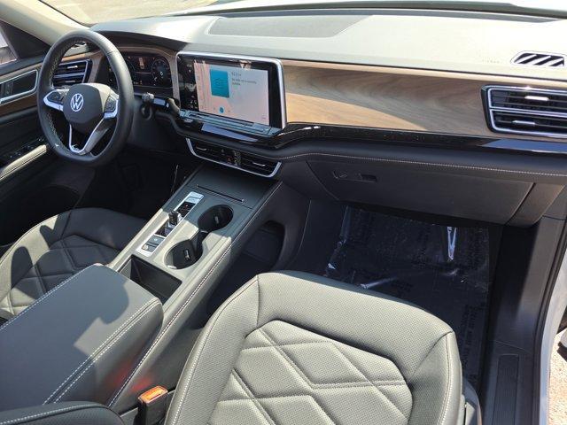 new 2025 Volkswagen Atlas car, priced at $40,436