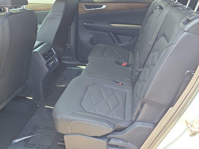 new 2025 Volkswagen Atlas car, priced at $40,436