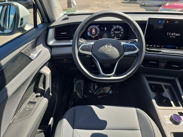 new 2025 Volkswagen Tiguan car, priced at $37,575