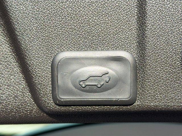 used 2015 Chevrolet Traverse car, priced at $11,888