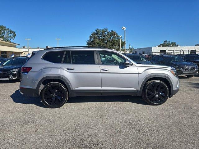 new 2025 Volkswagen Atlas car, priced at $46,336