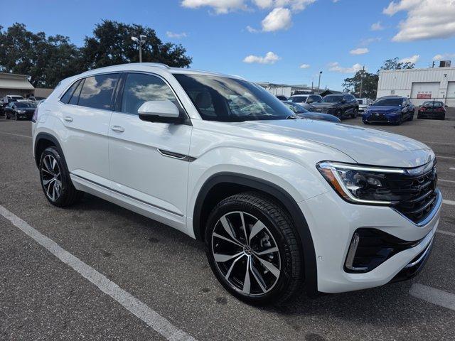 new 2026 Volkswagen Atlas Cross Sport car, priced at $55,661