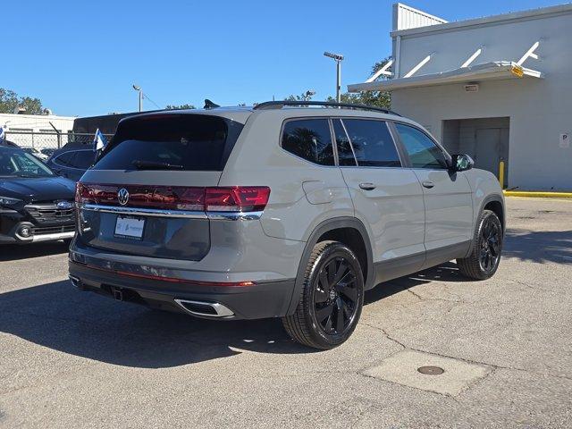 new 2025 Volkswagen Atlas car, priced at $46,336