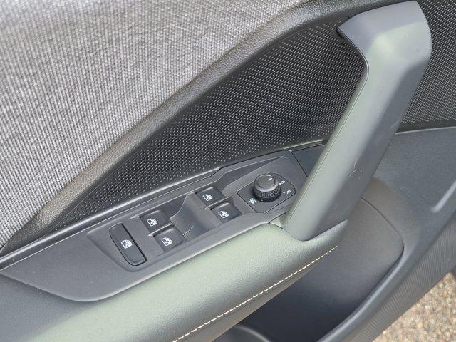 new 2025 Volkswagen Tiguan car, priced at $30,920