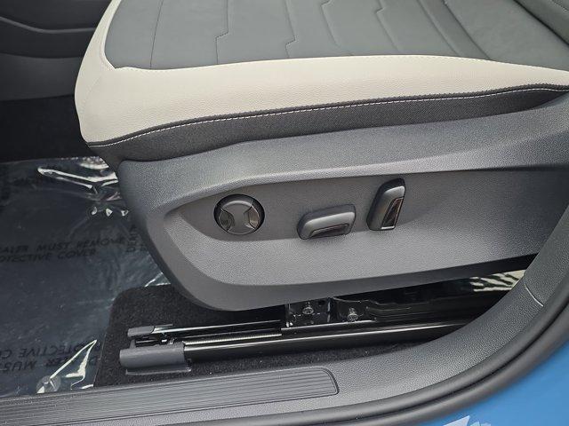 new 2025 Volkswagen Taos car, priced at $32,116