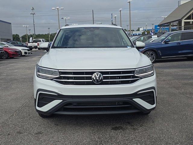 new 2024 Volkswagen Tiguan car, priced at $31,421