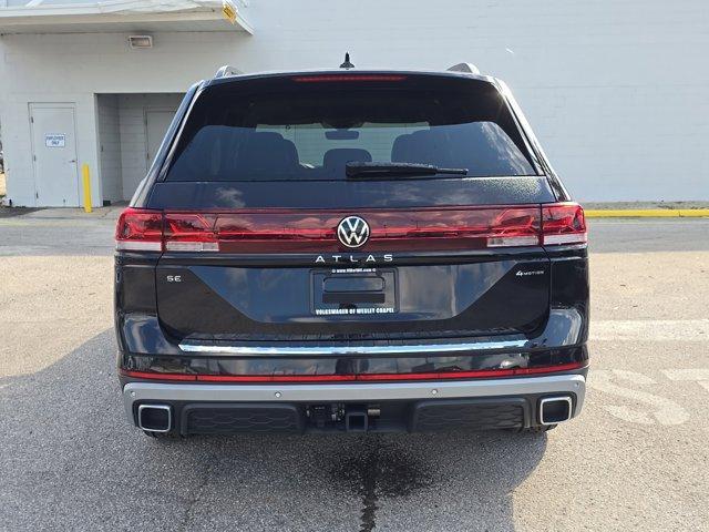 new 2024 Volkswagen Atlas car, priced at $49,661