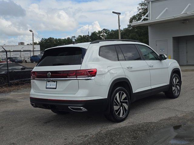 new 2024 Volkswagen Atlas car, priced at $44,738