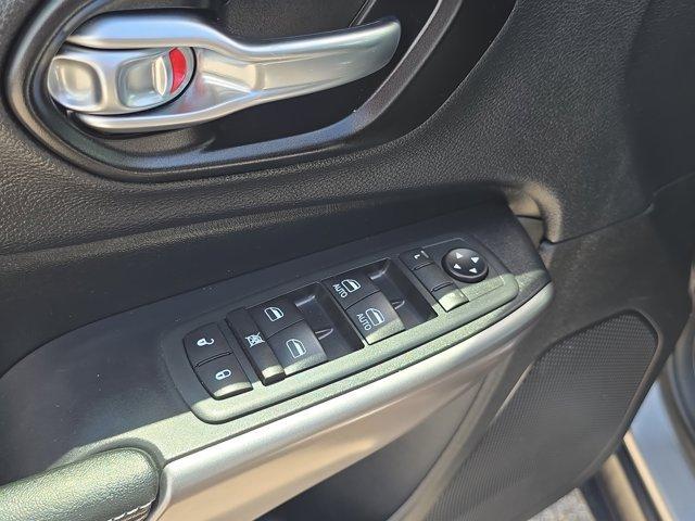 used 2020 Jeep Cherokee car, priced at $15,440