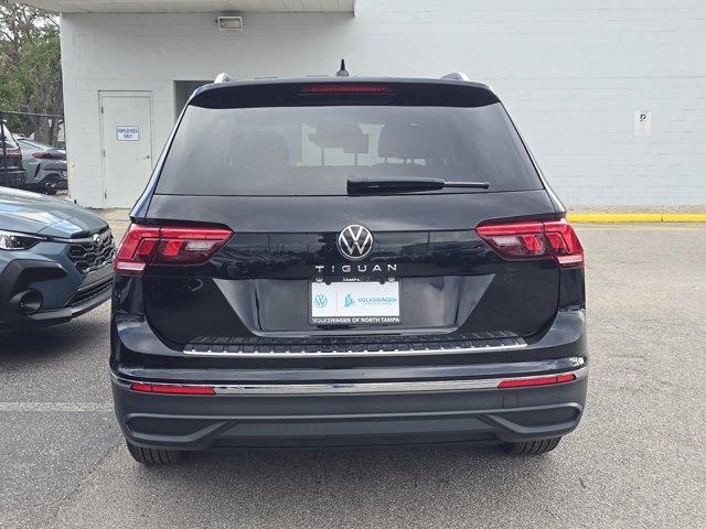 new 2024 Volkswagen Tiguan car, priced at $34,270