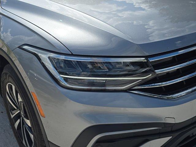 new 2024 Volkswagen Tiguan car, priced at $31,421