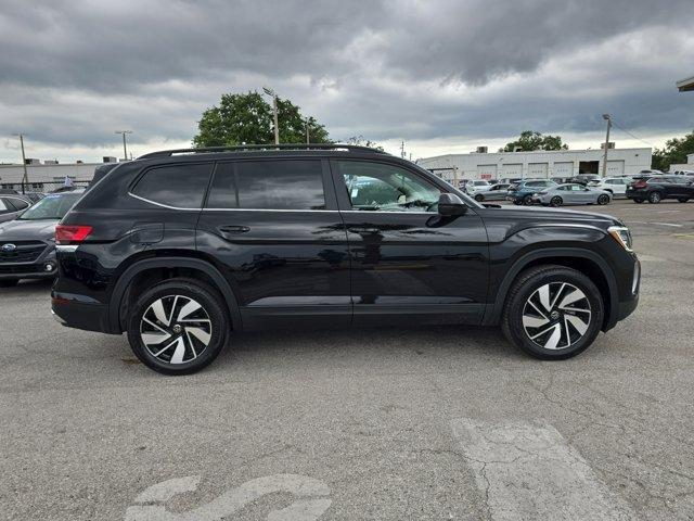 new 2025 Volkswagen Atlas car, priced at $45,335