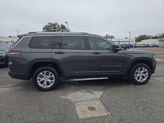 used 2022 Jeep Grand Cherokee L car, priced at $29,992