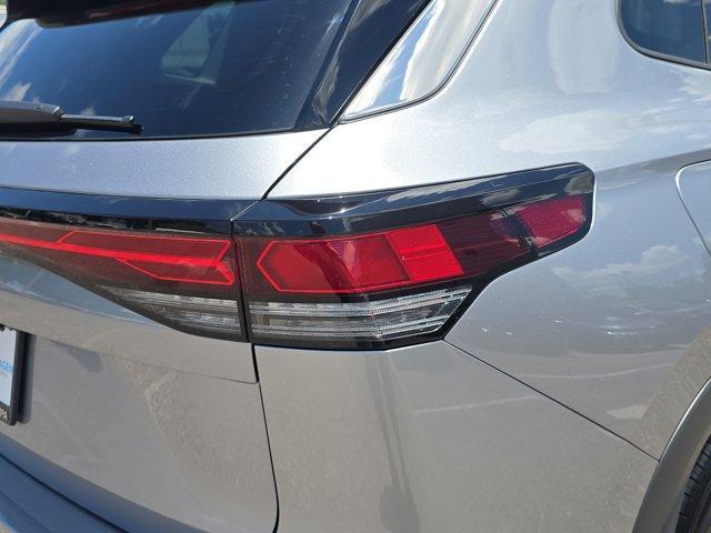 new 2025 Volkswagen Tiguan car, priced at $30,920