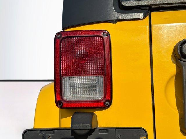 used 2015 Jeep Wrangler Unlimited car, priced at $13,000