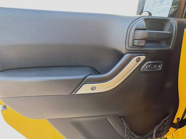 used 2015 Jeep Wrangler Unlimited car, priced at $13,000