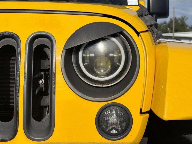 used 2015 Jeep Wrangler Unlimited car, priced at $13,000