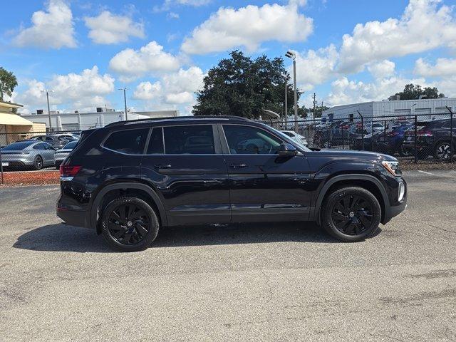 new 2024 Volkswagen Atlas car, priced at $45,375