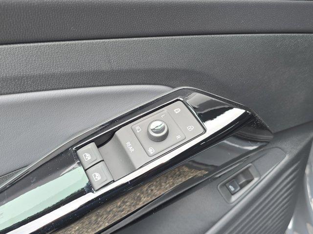 new 2025 Volkswagen ID.4 car, priced at $59,080