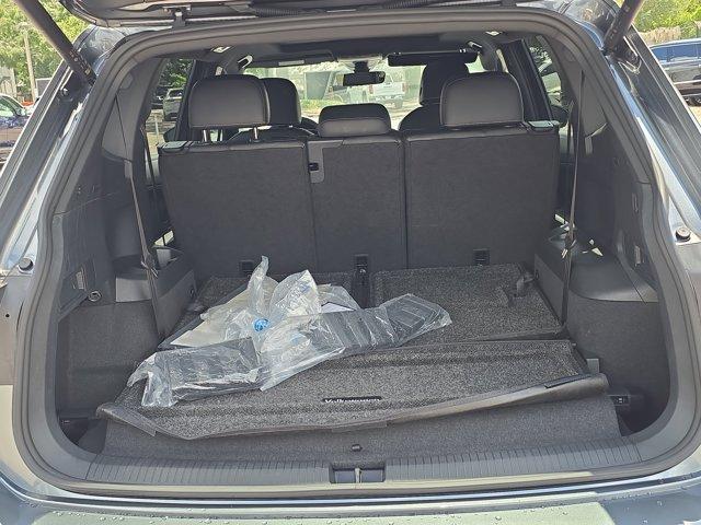used 2024 Volkswagen Tiguan car, priced at $29,367