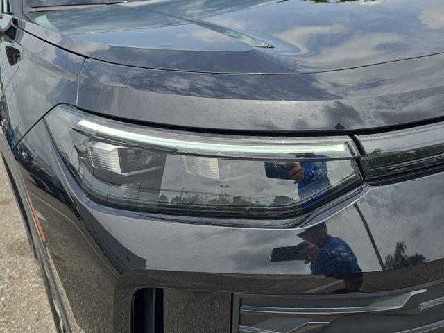 new 2025 Volkswagen Tiguan car, priced at $30,920