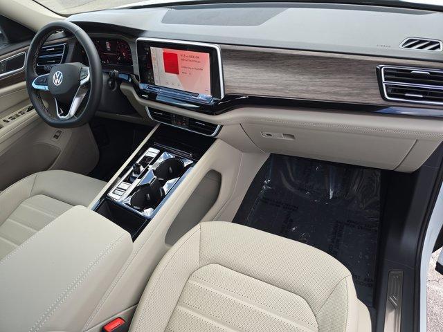 new 2025 Volkswagen Atlas car, priced at $50,715