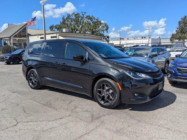 used 2020 Chrysler Pacifica car, priced at $19,991