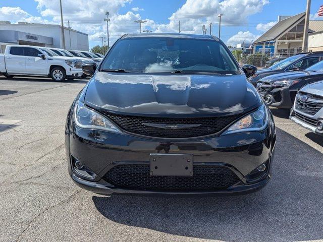 used 2020 Chrysler Pacifica car, priced at $19,991