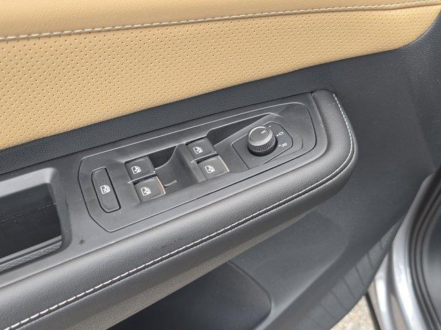 new 2025 Volkswagen Atlas Cross Sport car, priced at $39,316