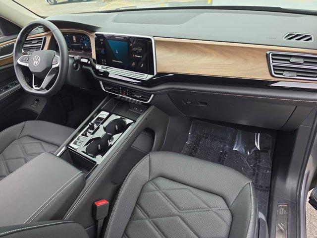 used 2024 Volkswagen Atlas car, priced at $35,455