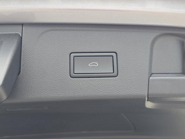 used 2024 Volkswagen Atlas car, priced at $35,455