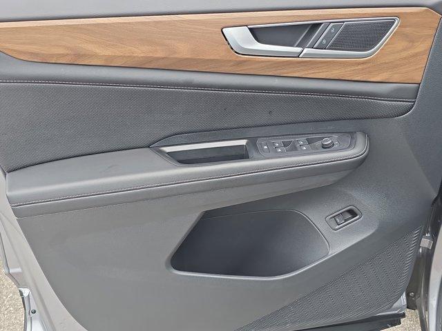 used 2024 Volkswagen Atlas car, priced at $35,455