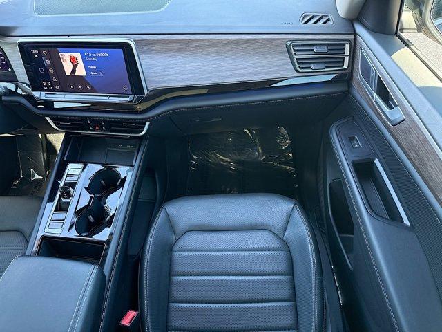 used 2024 Volkswagen Atlas car, priced at $31,518