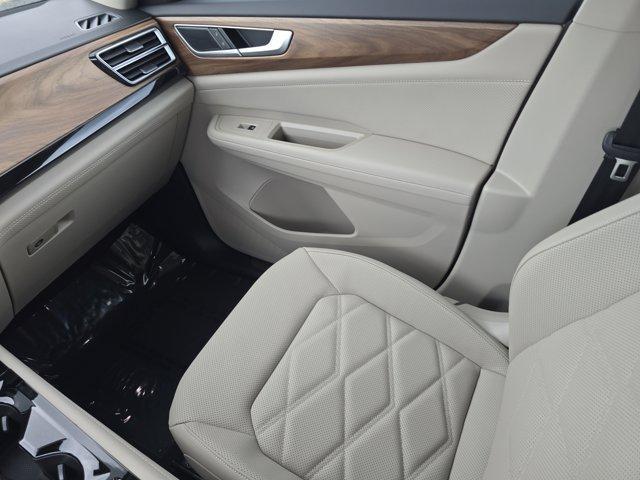 new 2025 Volkswagen Atlas car, priced at $46,030