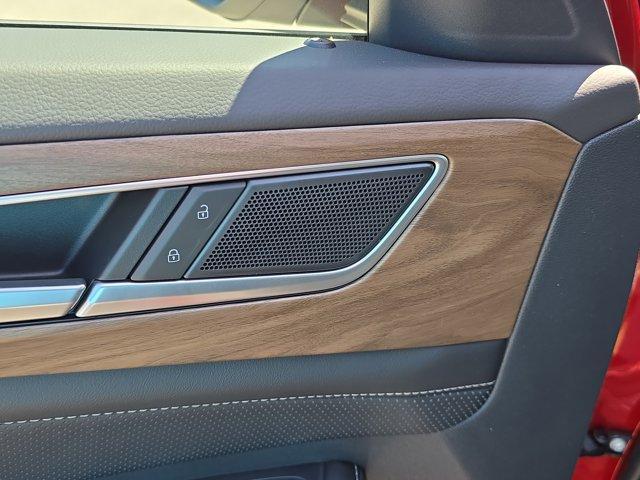 new 2025 Volkswagen Atlas car, priced at $46,196