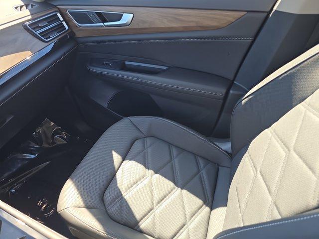 new 2026 Volkswagen Atlas car, priced at $48,333