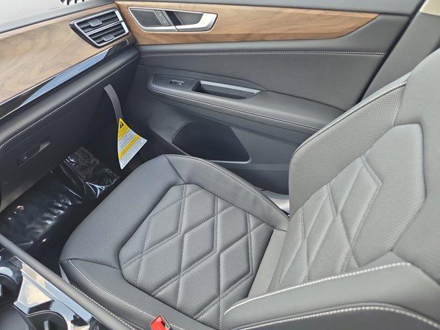 new 2025 Volkswagen Atlas car, priced at $45,335