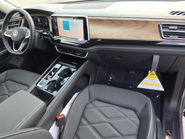 new 2025 Volkswagen Atlas car, priced at $45,335
