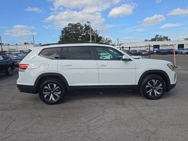 new 2025 Volkswagen Atlas car, priced at $40,436