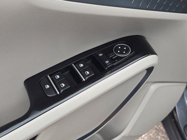 used 2022 Kia Soul car, priced at $17,154