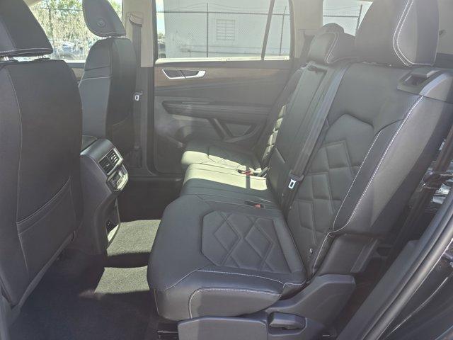 new 2026 Volkswagen Atlas car, priced at $47,638