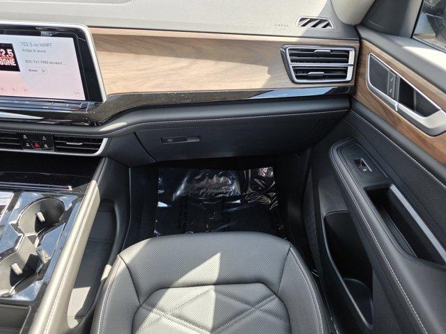 new 2026 Volkswagen Atlas car, priced at $47,738