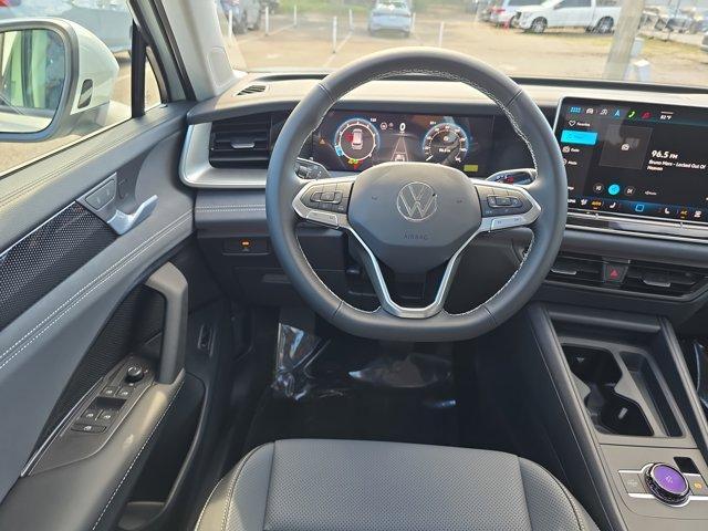 new 2025 Volkswagen Tiguan car, priced at $34,875