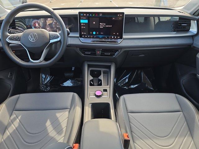 new 2025 Volkswagen Tiguan car, priced at $34,875