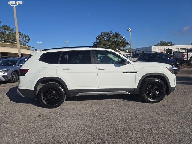 new 2025 Volkswagen Atlas car, priced at $49,121