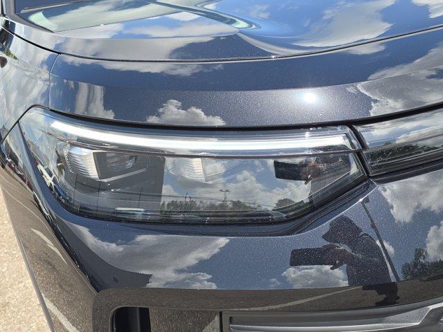 new 2025 Volkswagen Tiguan car, priced at $34,531